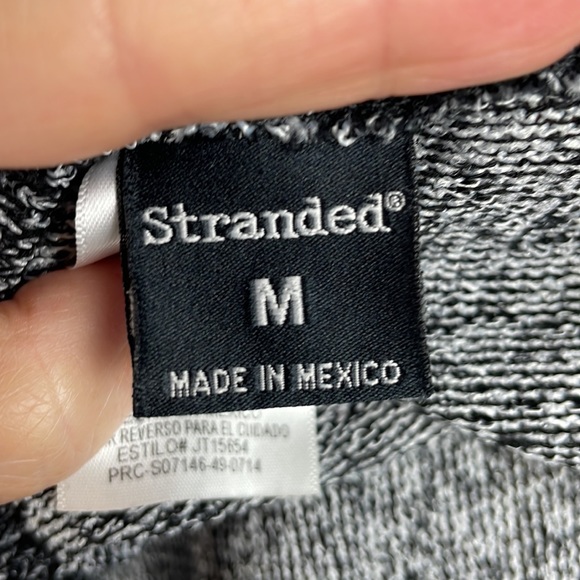 “Wild at Heart" Soft Embroidered Long Sleeve Lightweight Sweater - Size Medium - Picture 9 of 11